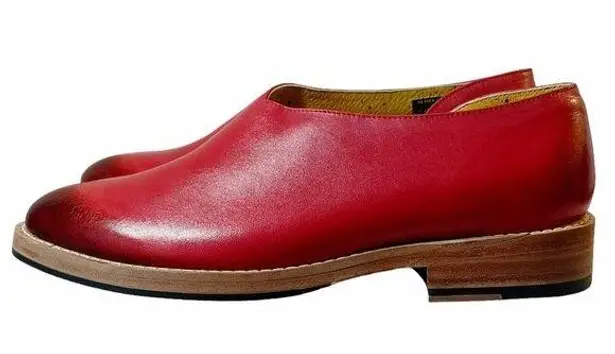 Adro Artisan Dover Flat Red Distressed Leather Side Cutout Slip On Size 7 NEW