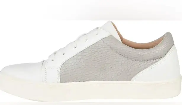 Journee Collection Journee Crew Comfort Foam™ Lynz Sneakers Gray White Faux Python 9.5 EUC