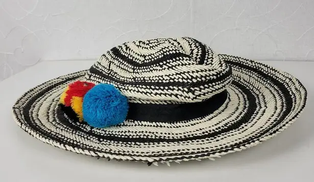 Hinge Two Tone Panama Hat Black White Wide Brim Woven Straw Pom Pom Summer NWOT