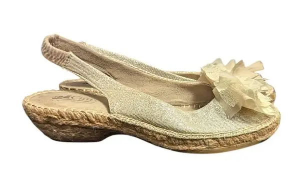 Cliffs by White Mountain Espadrilles Slingback Sandals Beige Metallic Size US 7 Silver