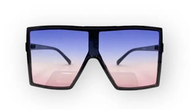 new Oversize Retro Flat Top Translucent Sunglasses ☀︎︎ Black / Blue Pink Lens