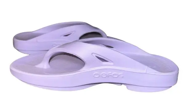 OOFOS women’s lavender OOriginal Thong Sandal Size EU 43 Purple
