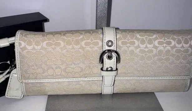 Coach  Cream Slim Canvas Long Wristlet Wallet With Hang Tag 8x4” VGUC Read*
