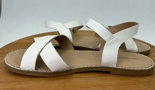 Tucker + Tate sandals size 5M White and Tan