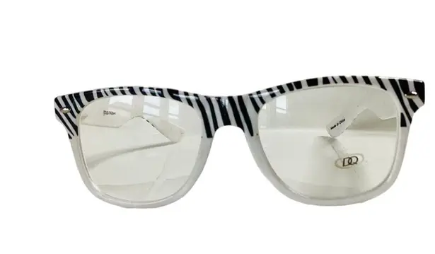 Stylish Retro Horn Rimmed Sunglasses White