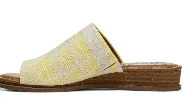 Zodiac NWT  Giada Slide Sandal Yellow SZ-8