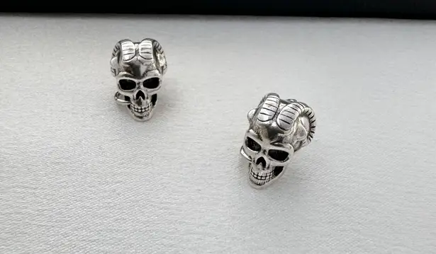 Sheep Skull Stud Earrings for Men Women,Streetwear Punk Hip Hop Unisex Style Silver