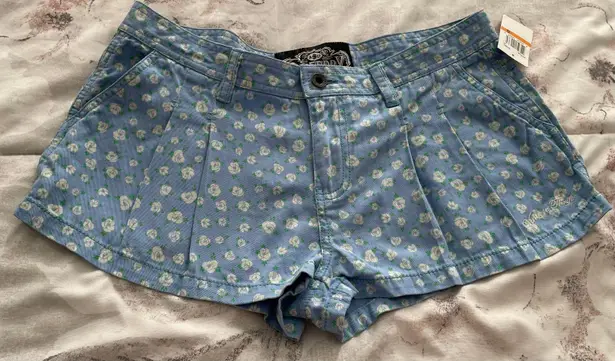 Superdry NWT Bluebell Light Blue Ditsy Floral Embroidered Shorts with Pockets, size S