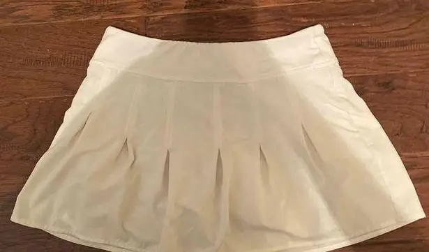 Athleta White Ruffled Tennis Skirt