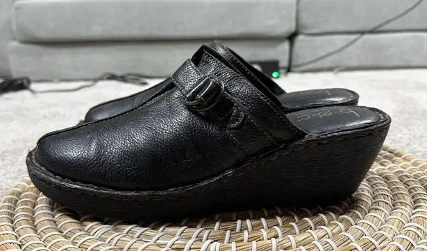 b.o.c Women’s Leather Mule Clogs Sandals Slip On Comfort Pilgrim in Black Size 9