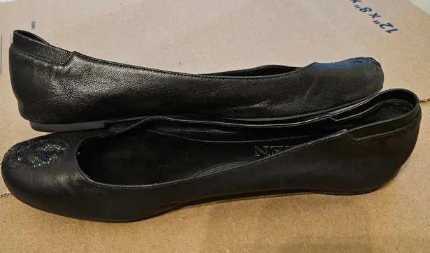 Alexander McQueen Black Leather Skull Flats Women's Size 38 Sequins Slip on Shoe