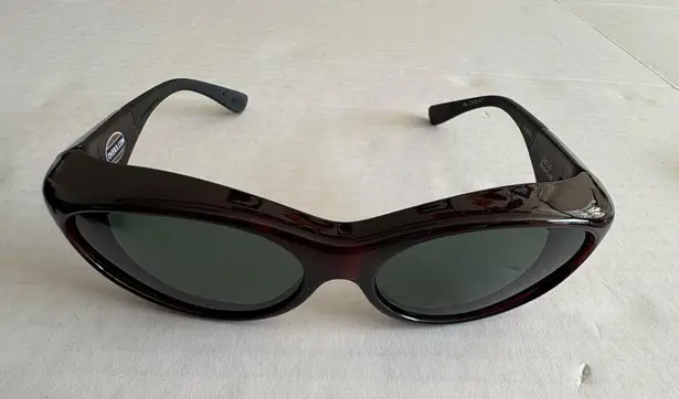 NWOB Cocoons Streamline (s) Black Cherry Polarized Gray sunglasses Red