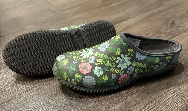 Western Chief Floral Garden Shoes