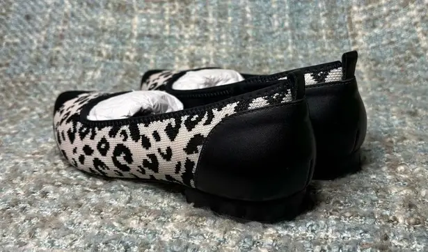 Walking Cradles Rory Padded Flats in Leopard/Black (Wide) Size undefined
