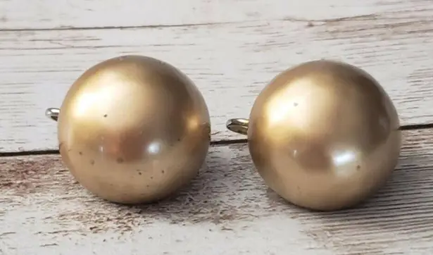 Vintage Clip On Earrings