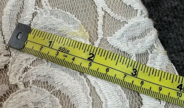 Sandra Darren Dress Womens 6P Neutral Colorblock Embroidered Sleeveless Sheath