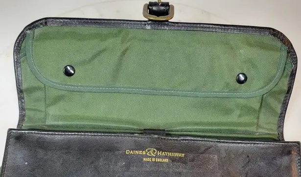 Vintage Daines Hathaway Wet Pack 10" Black Leather Green Interior Pockets Buckle