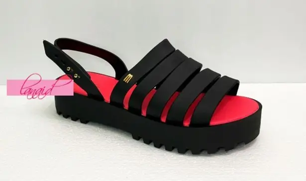 Melissa NEW Creatives Flat Black Pink Strappy Chunky Platform Edgy Jelly Sandals
