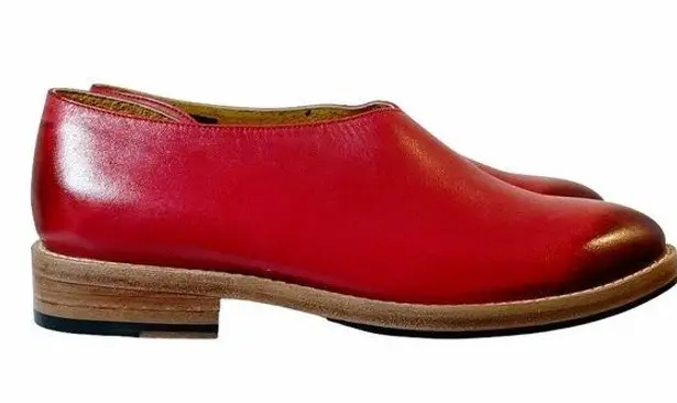 Adro Artisan Dover Flat Red Distressed Leather Side Cutout Slip On Size 7 NEW