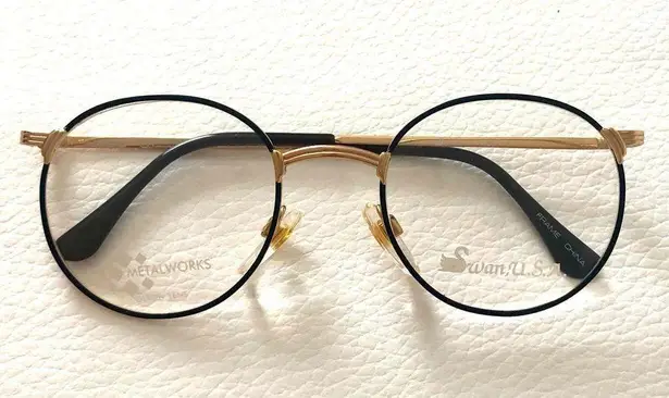 🆕 Retro Frame by Swan, U.S.A. Black