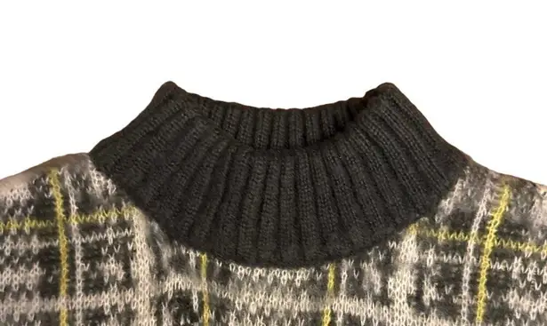 Nine West  fuzzy, mock turtleneck sweater in yellow & gray plaid size large