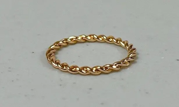 Gold Braided Solid Band Ring Jewelry Size 8 ✨