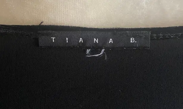 Tiana B IANA B-BLACK EMPIRE WAIST DRESS