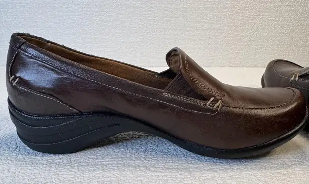 Hush Puppies Brown Leather Loafers, Women's Size 7M - Classic Slip-On Flats