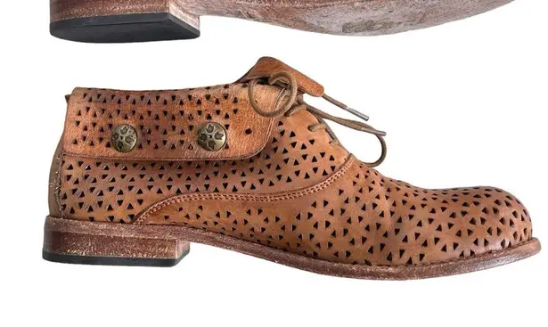 Patricia Nash Sabrina Perforated Ankle Booties Womens Size 7 Tan Foldover Cuffed