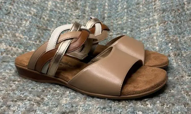 Walking Cradles Cruz Braided Leather Sandals in Neutral Multi (Wide) Size 7