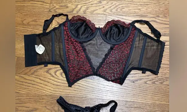 Cacique Vintage lingerie set. 34C/medium