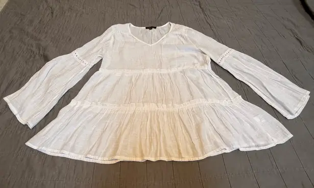 Melissa Paige White Flowy Blouse