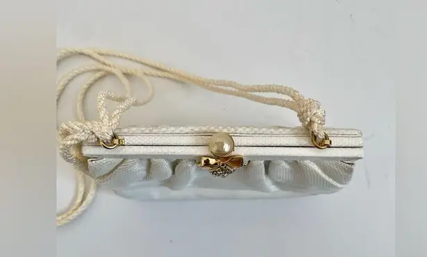 Judith Leiber White leather lizard skin Rare Vintage Heart crystal rope clutch