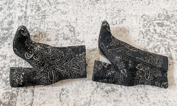 Ash NEW Fedora Embroidered Heel Boots