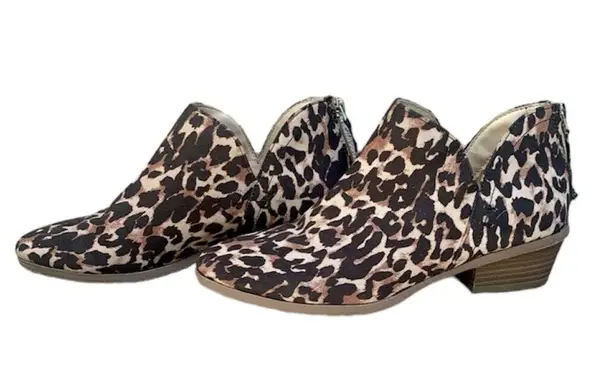 Caslon Kenneth Cole Leopard Print Ankle Booties women’s Sz 7 EUC