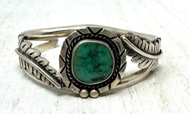 Southwestern sterling silver and green turquoise cuff bracelet, 32.9g
