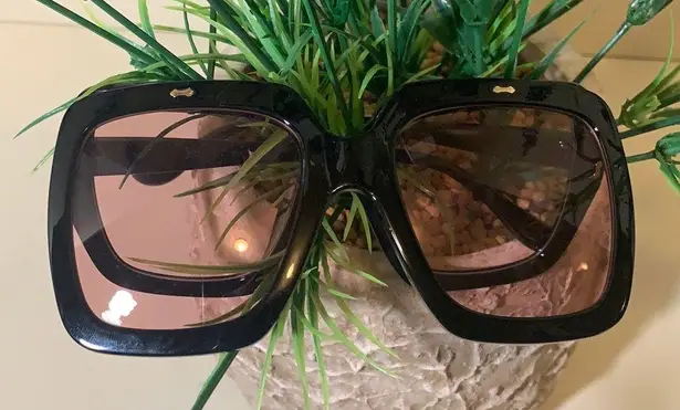 RETRO FLIP UP SQUARE SUNGLASSES Black