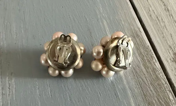 Gorgeous Vintage Beaded Cluster Clip On Earrings Mauve Pink Beads Signed Japan