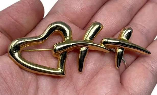 Vintage Signed AAI Open Heart XX Kiss Gold Tone Large Brooch Pin Valentines Love