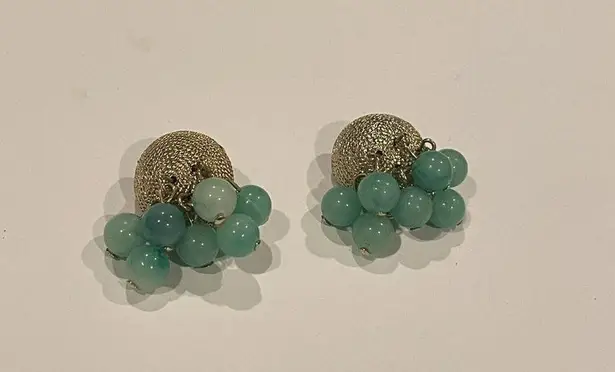 Cha Cha Vintage Green Signed Coro Gold Tone Beaded Clip On Earrings
