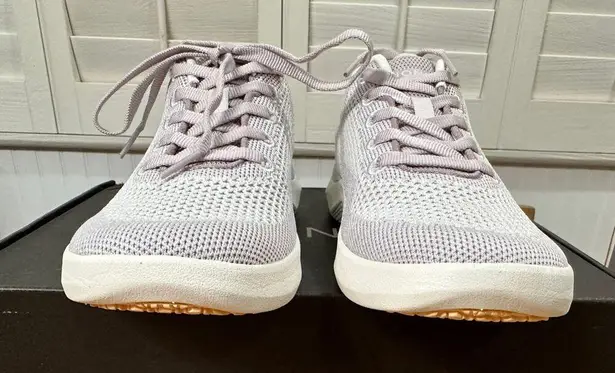 Vionic Arrival Sneakers Mist Knit Mesh Size 6.5 NIB Supportive Comfy for Travel