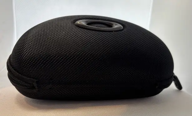 Oakley | Radar Array Soft Vault glasses case