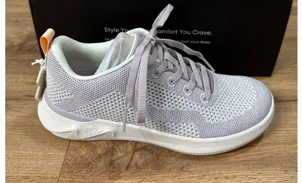 Vionic Arrival Sneakers Mist Knit Mesh Size 6.5 NIB Supportive Comfy for Travel