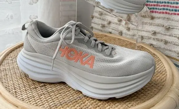 Hoka One One Bondi 8 Harbor Mist Lunar Rock Road