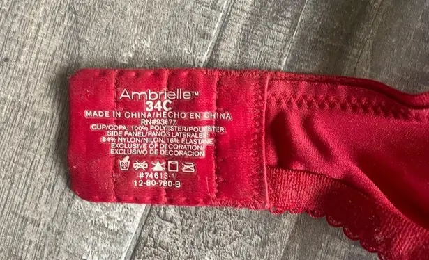 Ambrielle Floral Lace & Beaded Bra Red 34C Size undefined