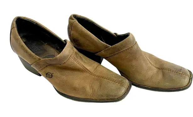 Born Womens 7 Brown Leather Shooties Shoes Western Distressed Brown Slip On 2”