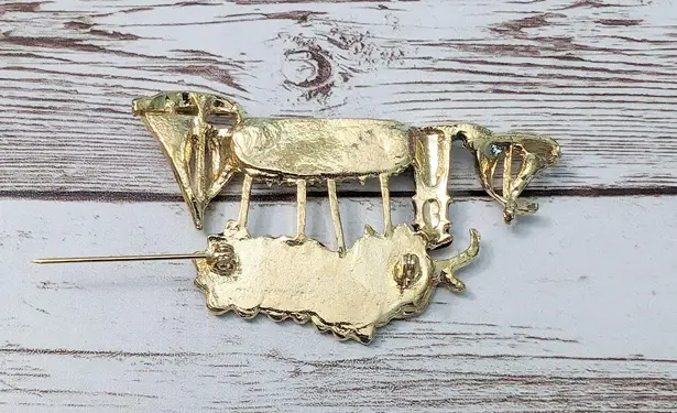 Vintage Brooch / Pin