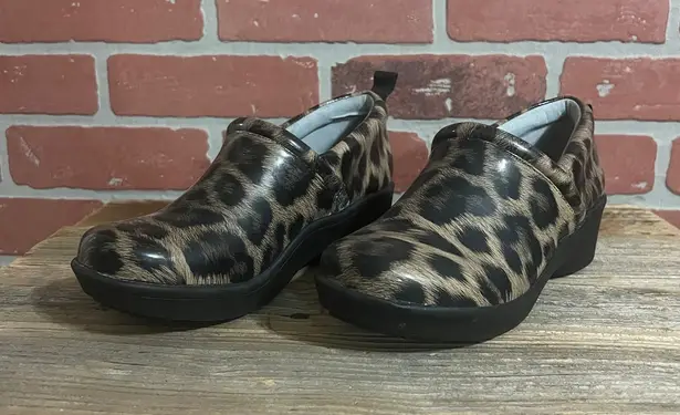 Giani Bernini | NWOT Brown Leopard Print Cavvell Platform Slip On Clogs