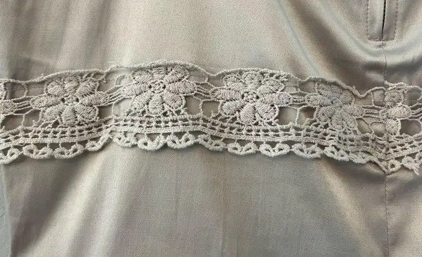 Downeast basics silver satin pencil skirt with crochet lace size medium