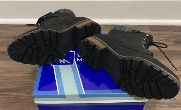 White Mountain Black Daisy Lace Up Boots Size 9.5